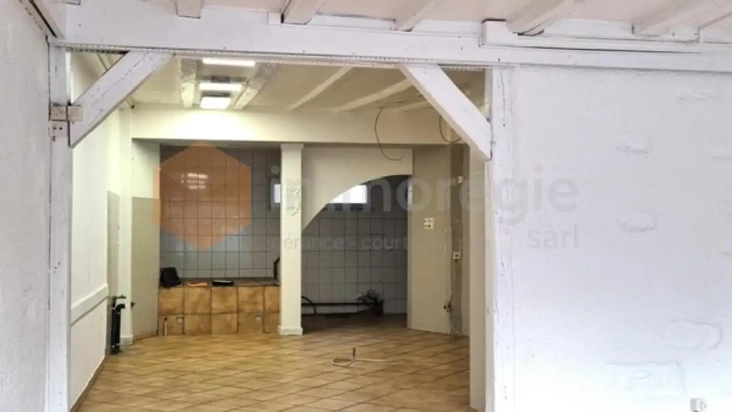 Commercial à louer - Rue Du Marais 16, 2400 Le Locle