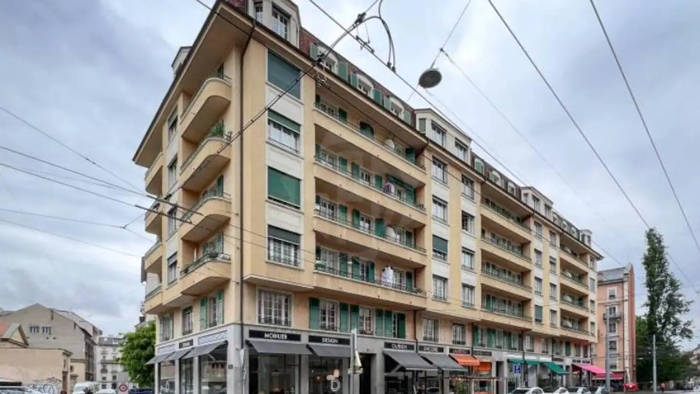 Outdoor parking space for rent - Rue Des Bains 61, 1205 Genève