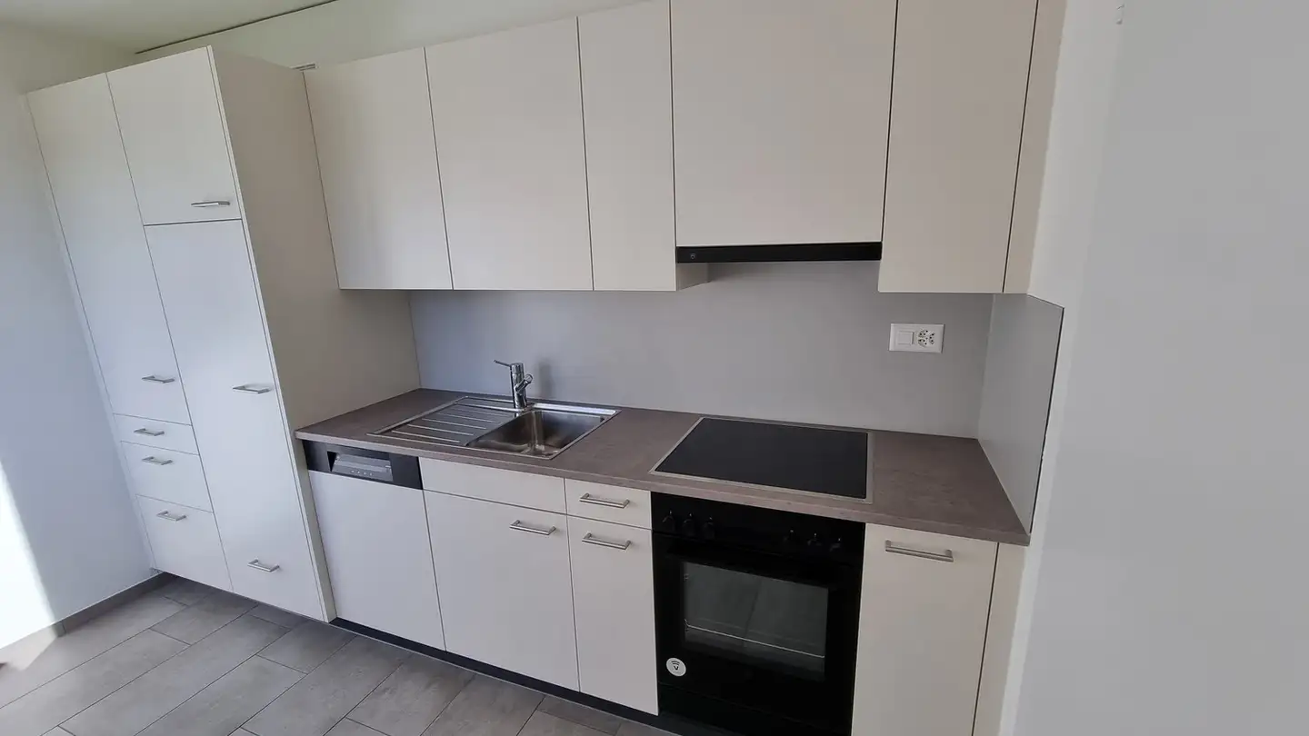 Apartment for rent - Eisenbahnstrasse 18, 3604 Thun - Photo 2