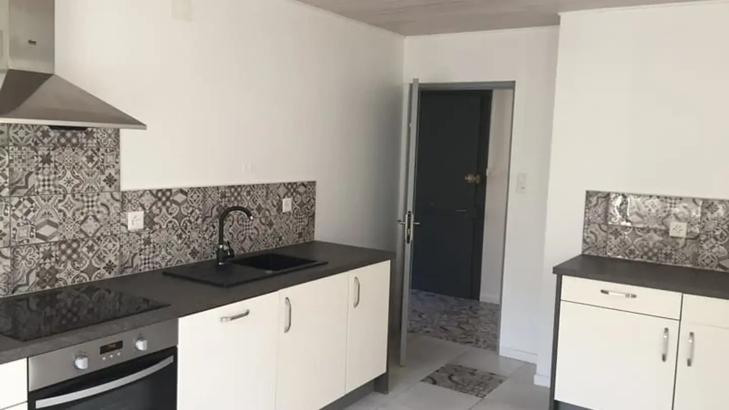 Apartment for rent - Rue De La Foule 6, 2123 St-Sulpice NE - Photo 2