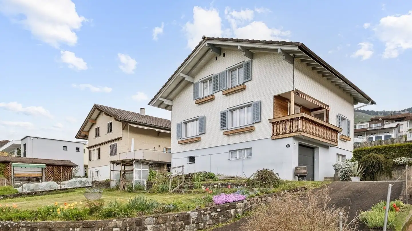 Höhlenhaus kaufen - Rosenweg, 6430 Schwyz