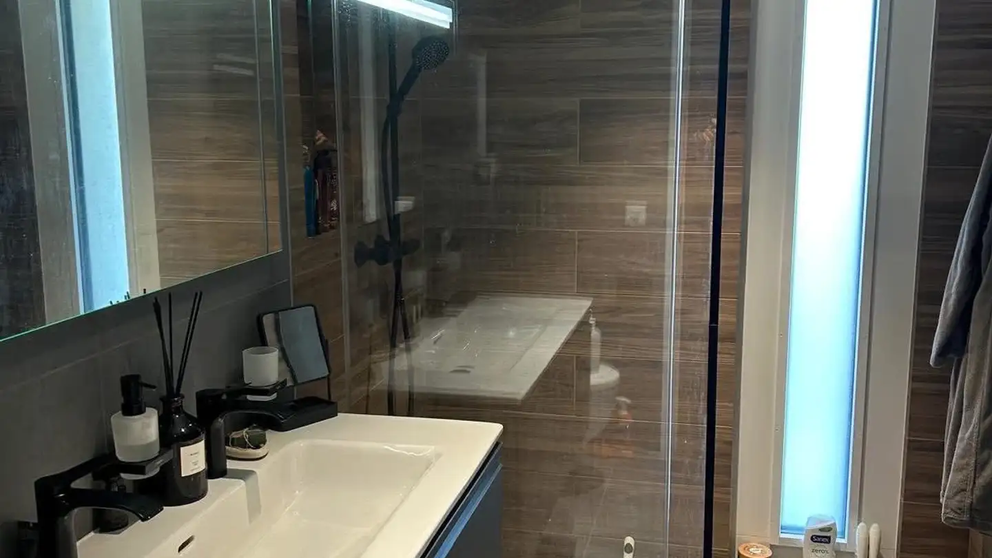 Apartment for rent - 1256 Troinex - Photo 4