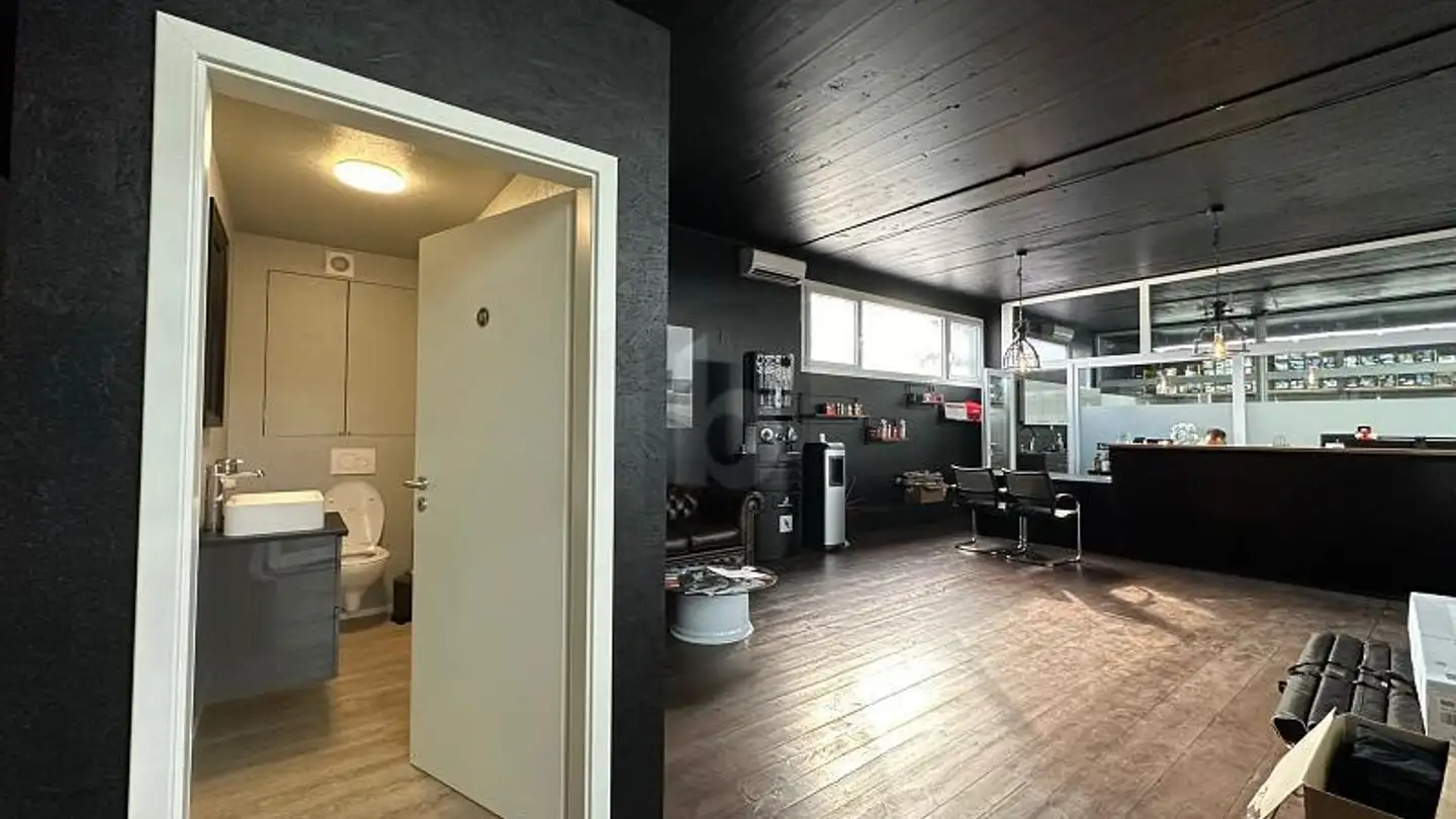 Office space for rent - 1868 Collombey - Photo 3