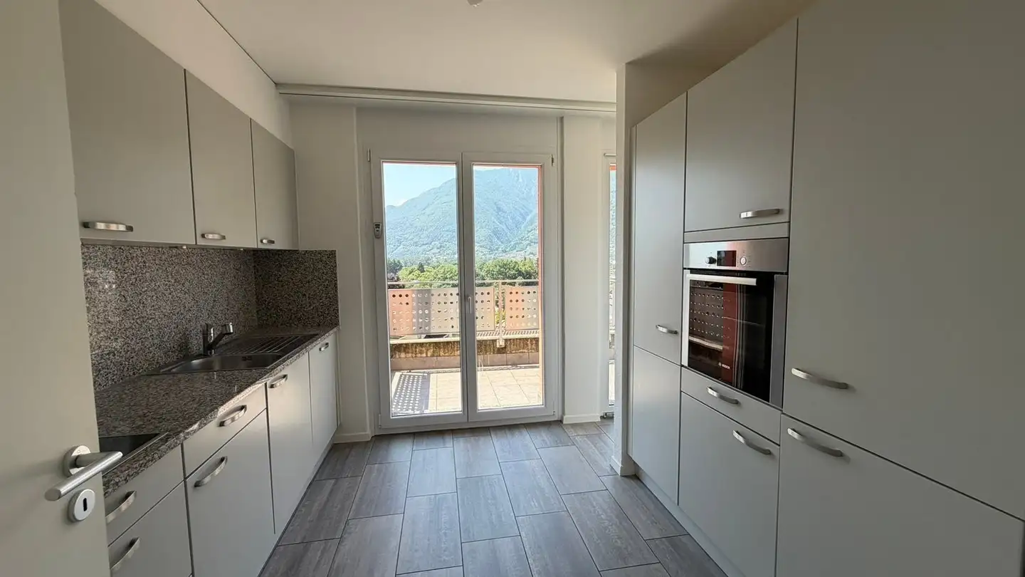 Apartment for rent - Via Monte Tabor 9a, 6512 Giubiasco - Photo 3