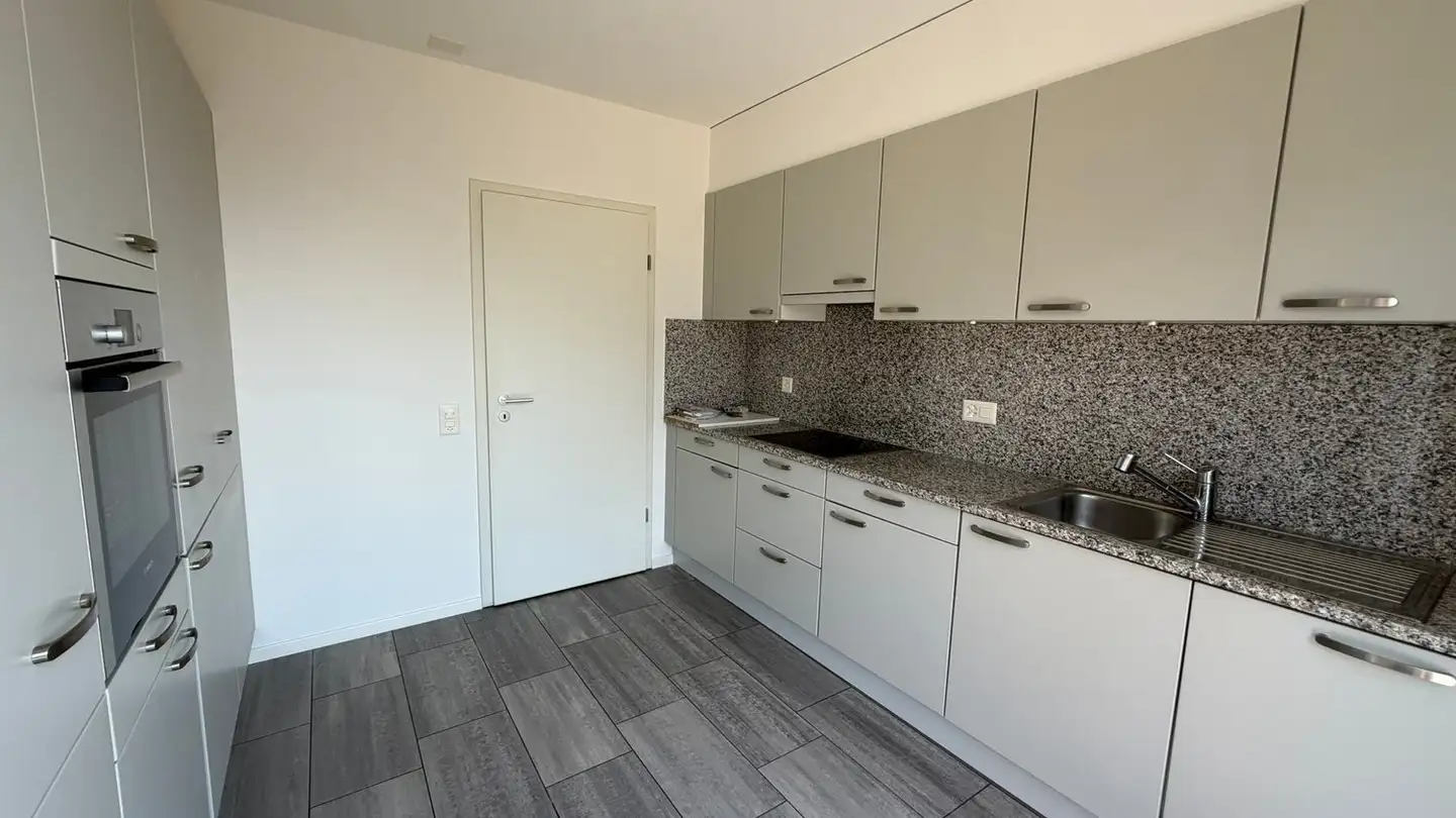 Apartment for rent - Via Monte Tabor 9a, 6512 Giubiasco - Photo 4