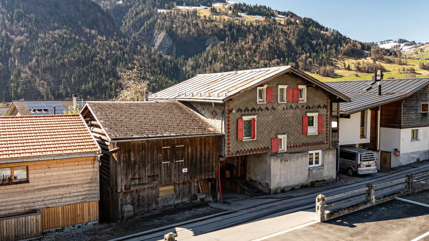 Höhlenhaus kaufen - Winkelgassa, 7214 Grüsch