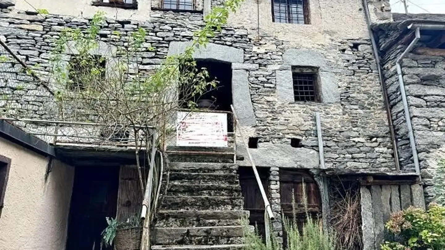 Einfamilienhaus kaufen - 6690 Cavergno