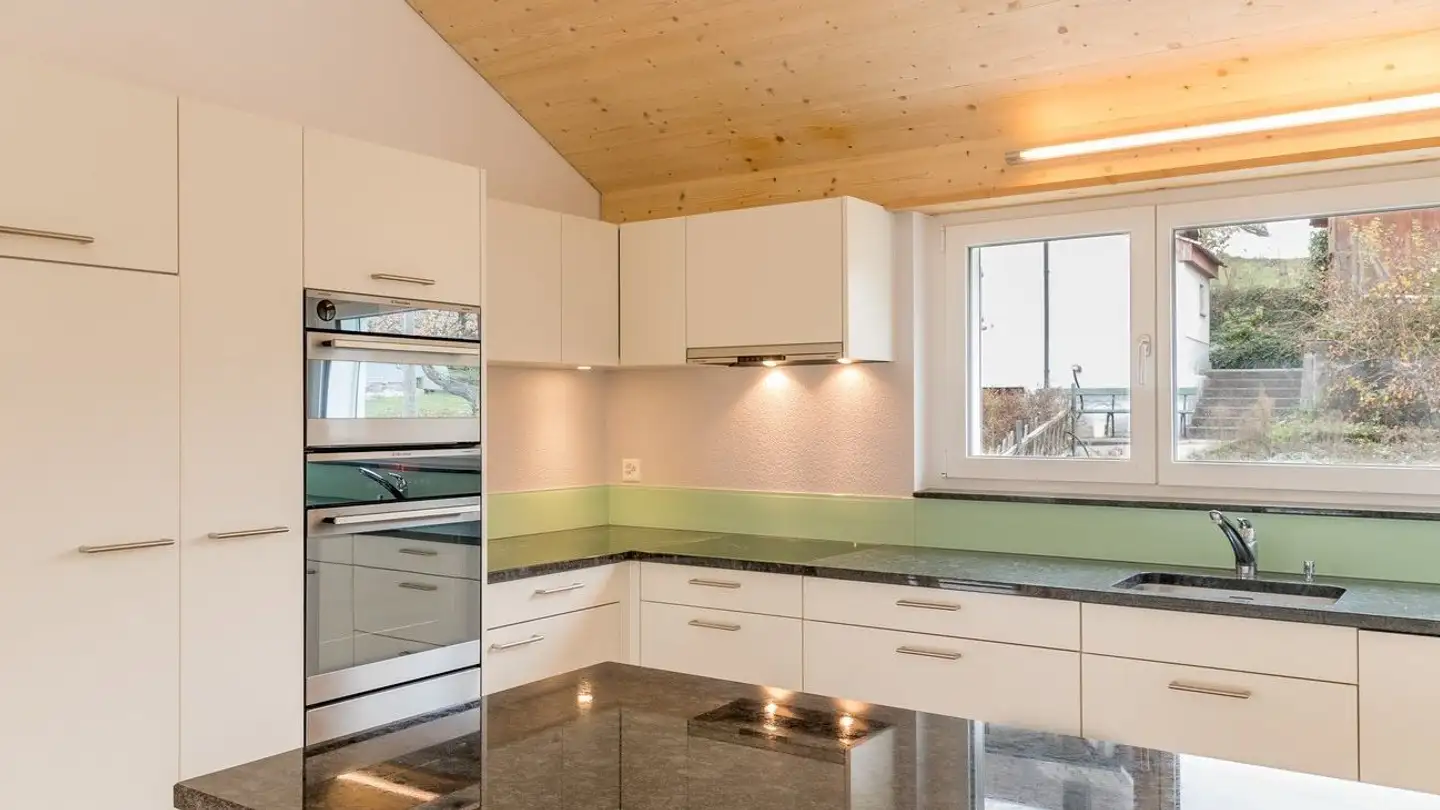 Attique à louer - Dorfstrasse 20, 3380 Walliswil b. Niederbipp