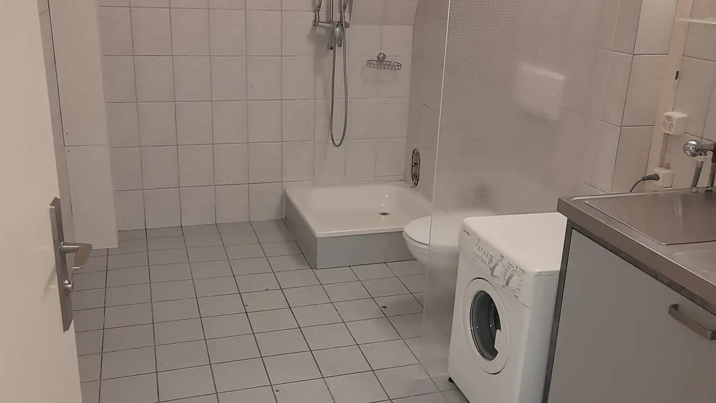 Commercial for rent - 8037 Zürich - Photo 2