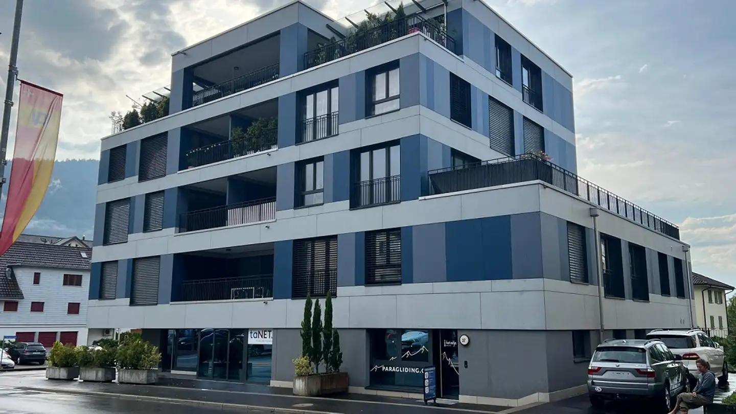 Commercial à louer - Parkstrasse 37, 6410 Goldau