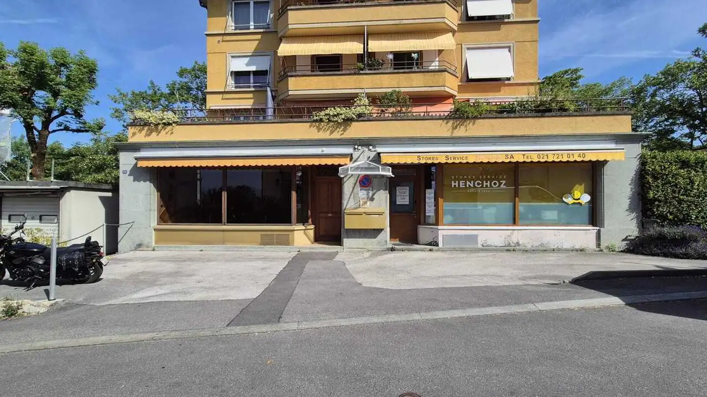 Commercial for sale - 1009 Pully