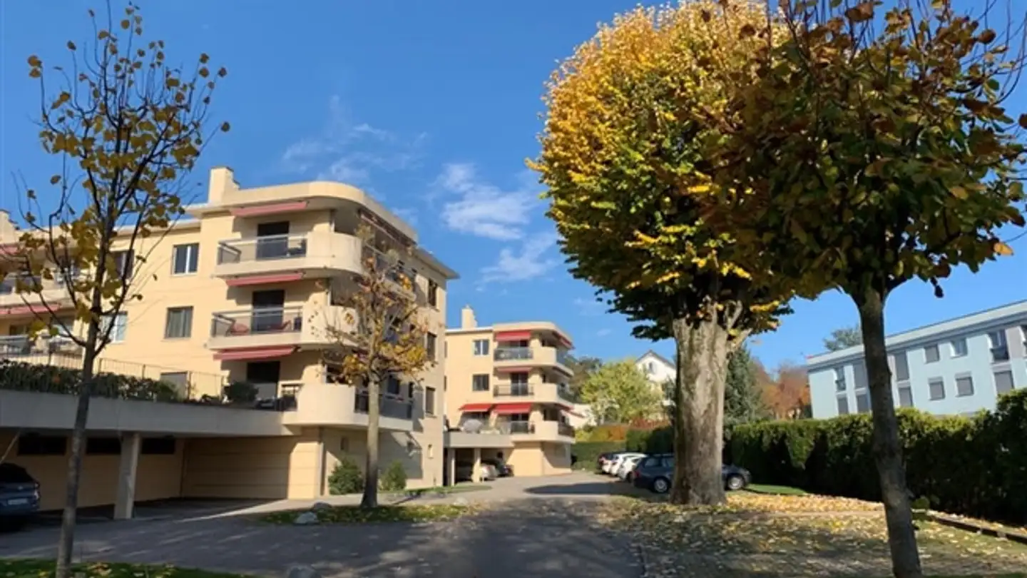 Outdoor parking space for rent - Chemin De La Cure 8, 1008 Prilly