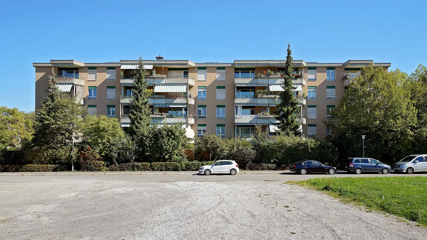 Place de parking souterraine à louer - Arlesheimerstrasse 22, 4147 Aesch BL