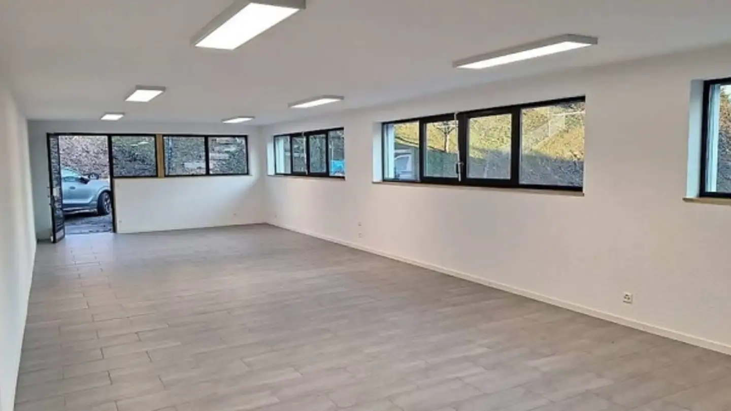 Office space for rent - Route De Blonay 128, 1814 La Tour-de-Peilz - Photo 2