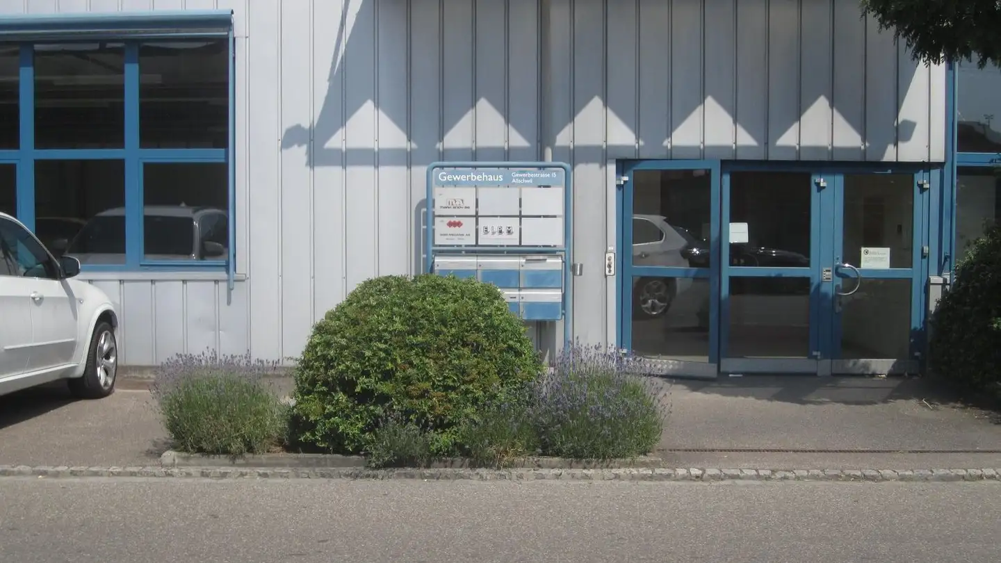 Mixed-use building for sale - Gewerbestrasse 15, 4123 Allschwil - Photo 4