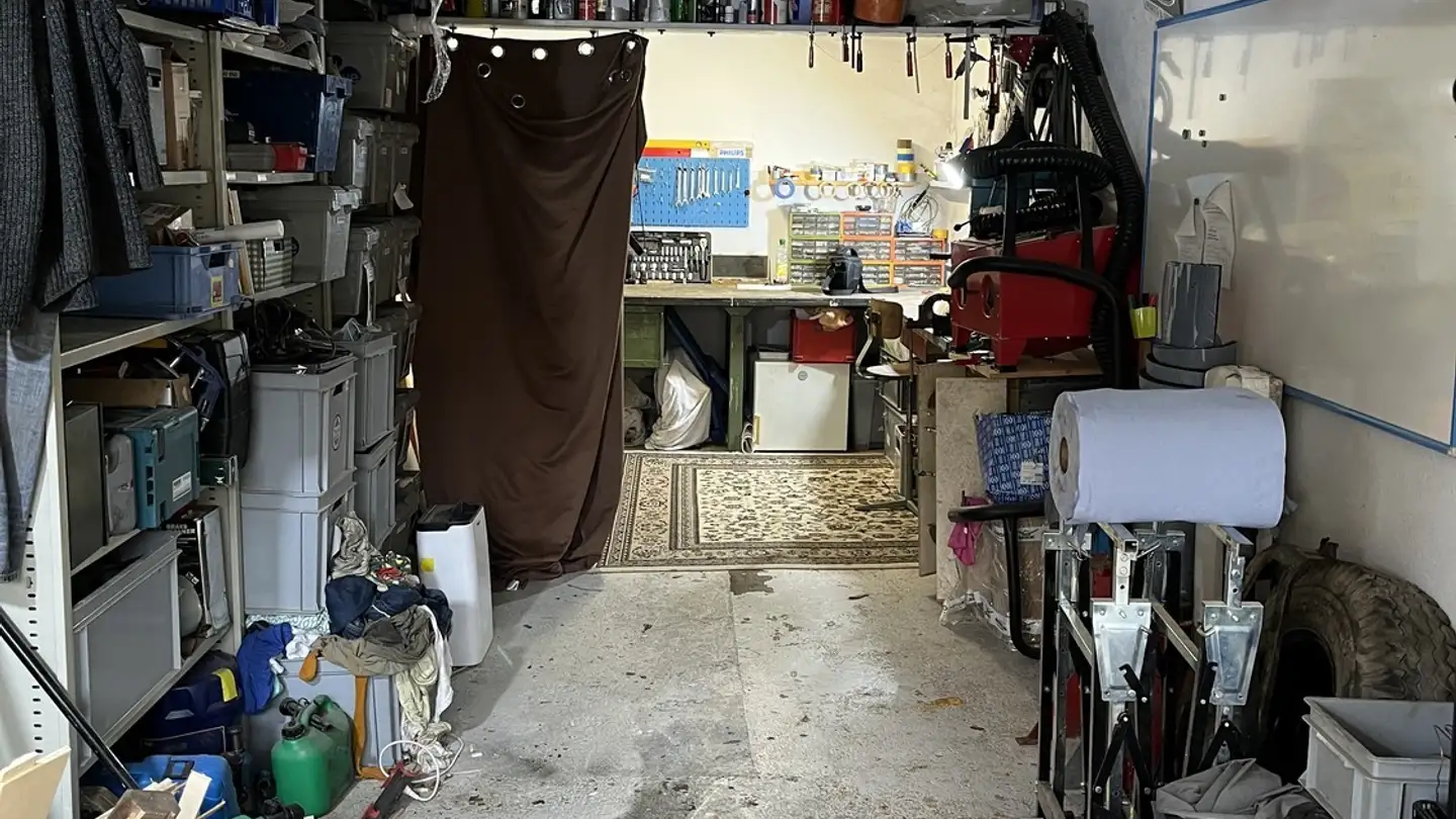 Outdoor parking space for rent - 8044 Zürich