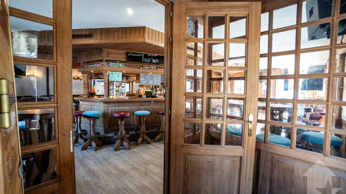 Bar for sale - Rue Des Cinq 4000 31, 3961 Zinal - Photo 3