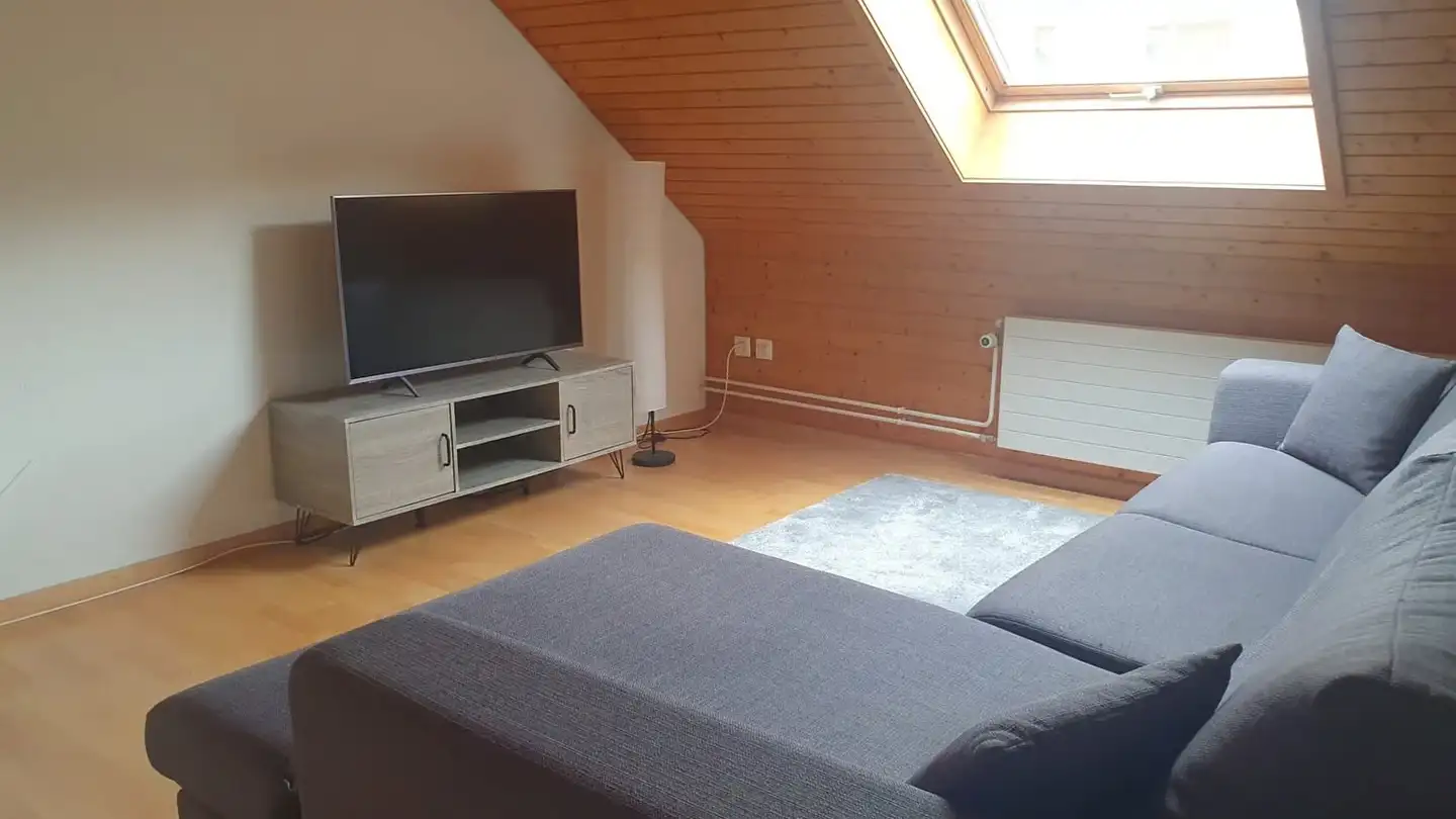 Attic flat for rent - Dorfstrasse 15, 9125 Brunnadern - Photo 3