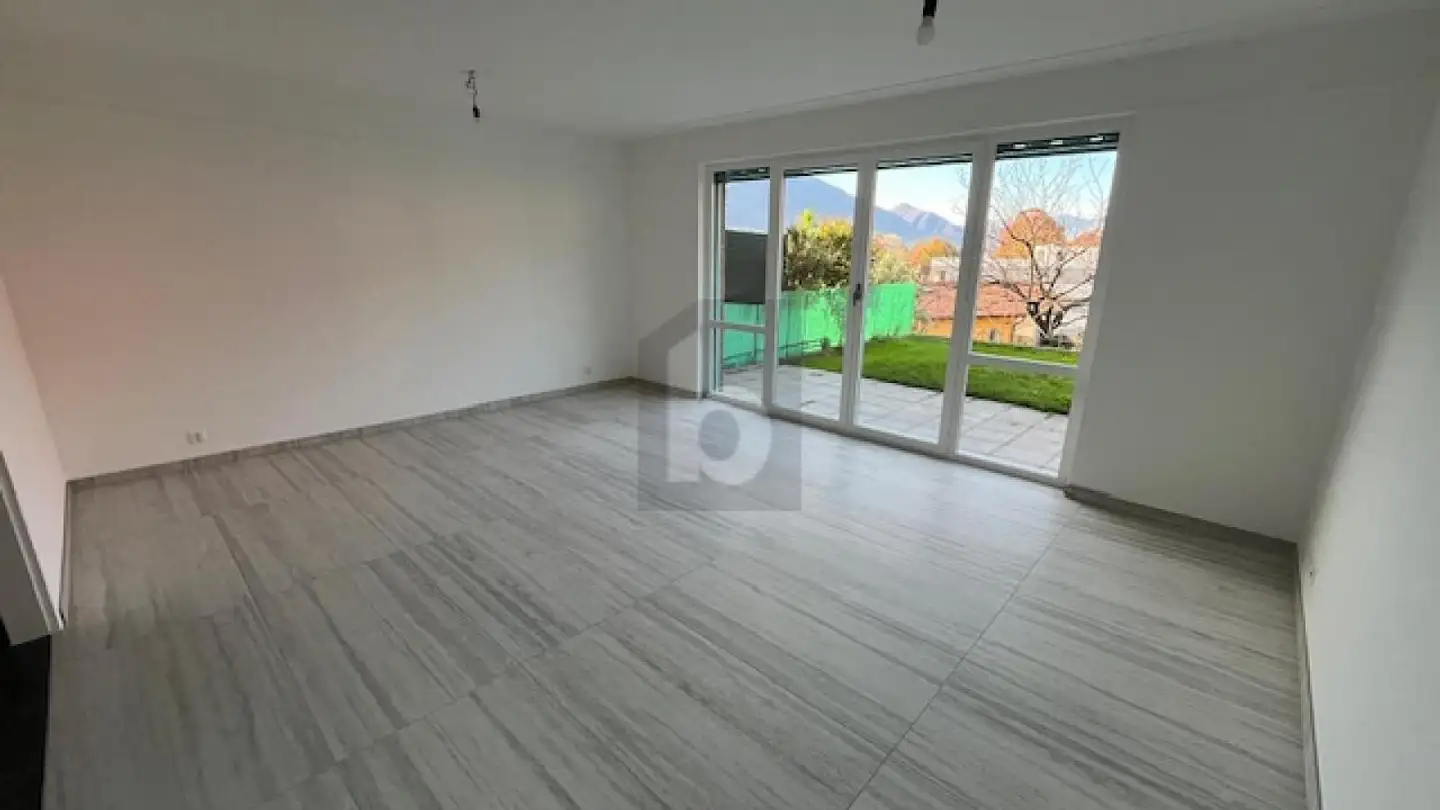 Duplex for sale - 6598 Tenero - Photo 2