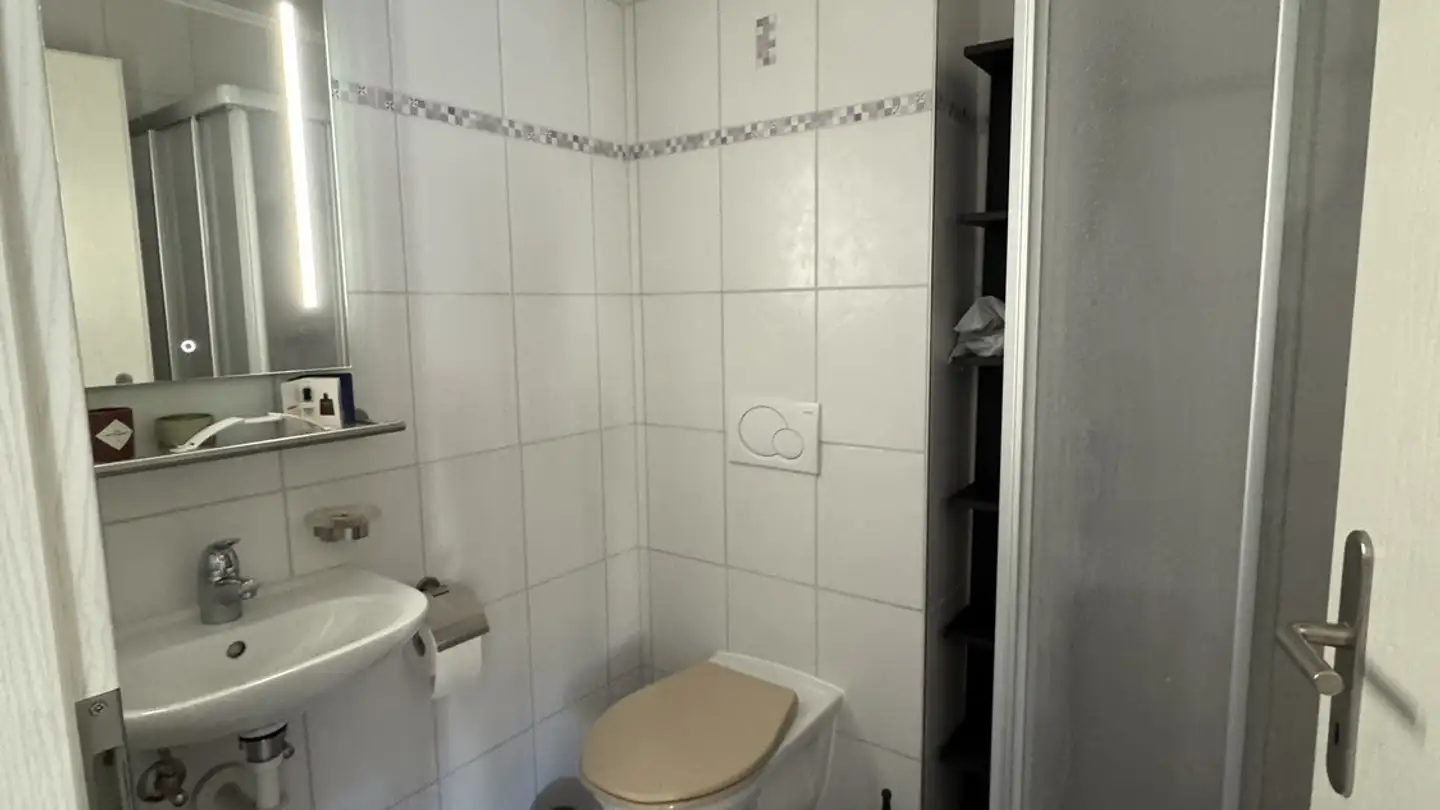 Apartment for rent - 1055 Froideville - Photo 2