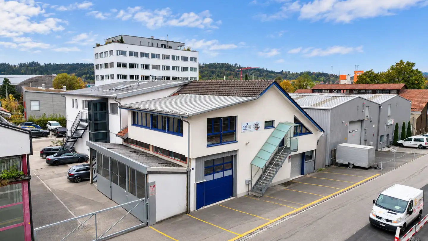 Commercial à louer - Kronaustrasse 10, 8404 Winterthur
