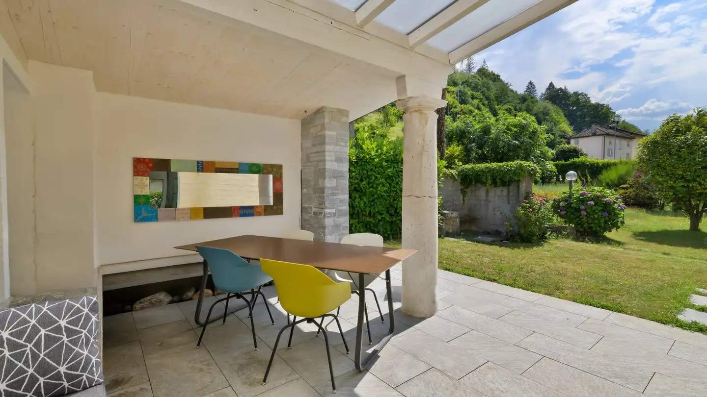 Row house for sale - 6656 Golino