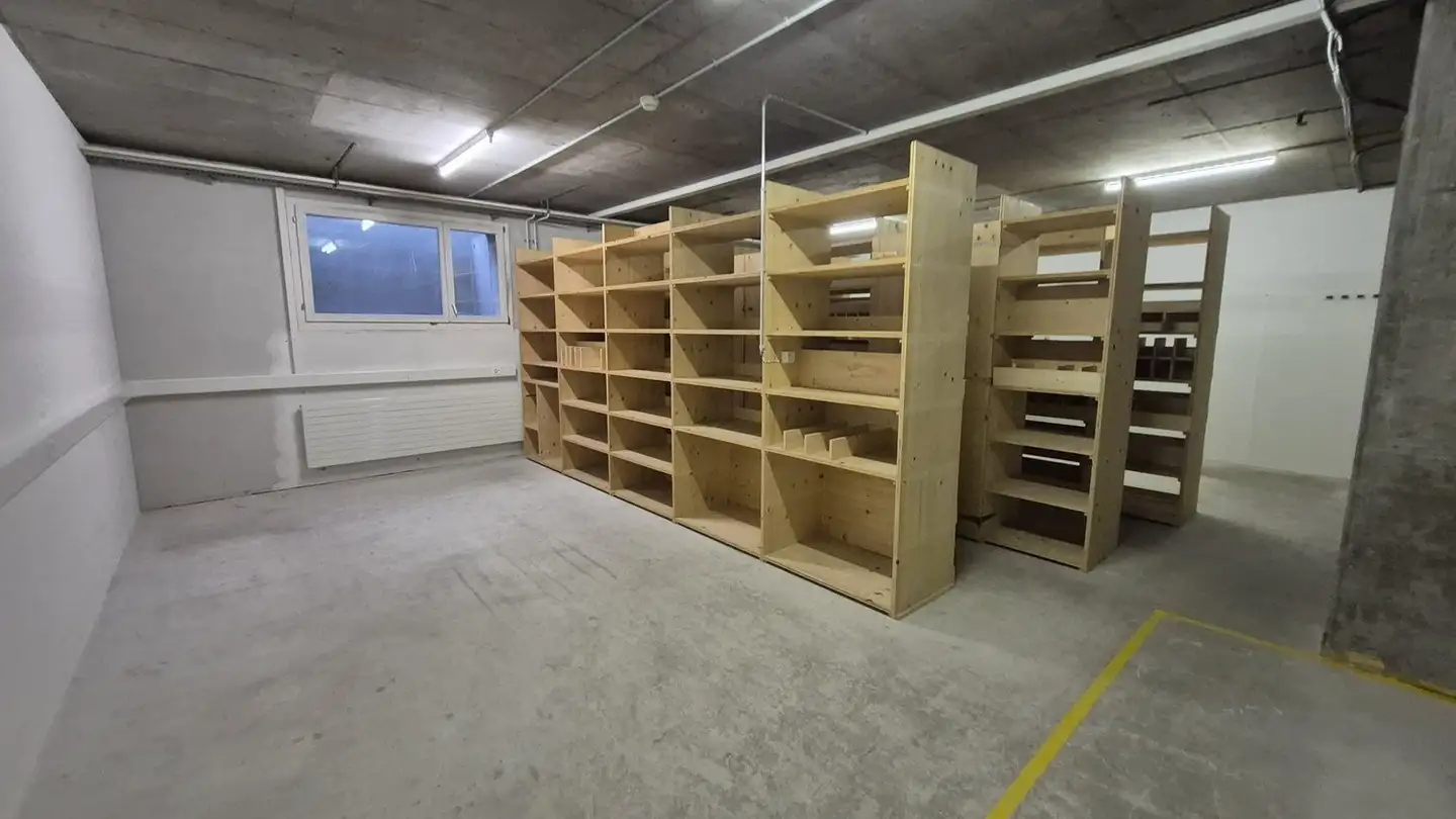 Storage space for rent - Industriestrasse 38, 5314 Kleindöttingen