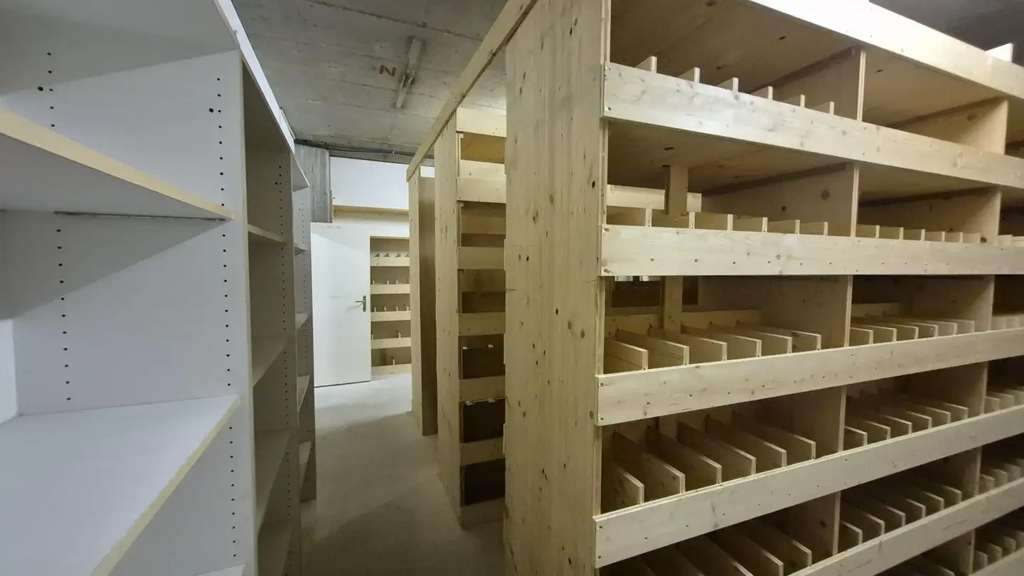 Storage space for rent - Industriestrasse 38, 5314 Kleindöttingen - Photo 2