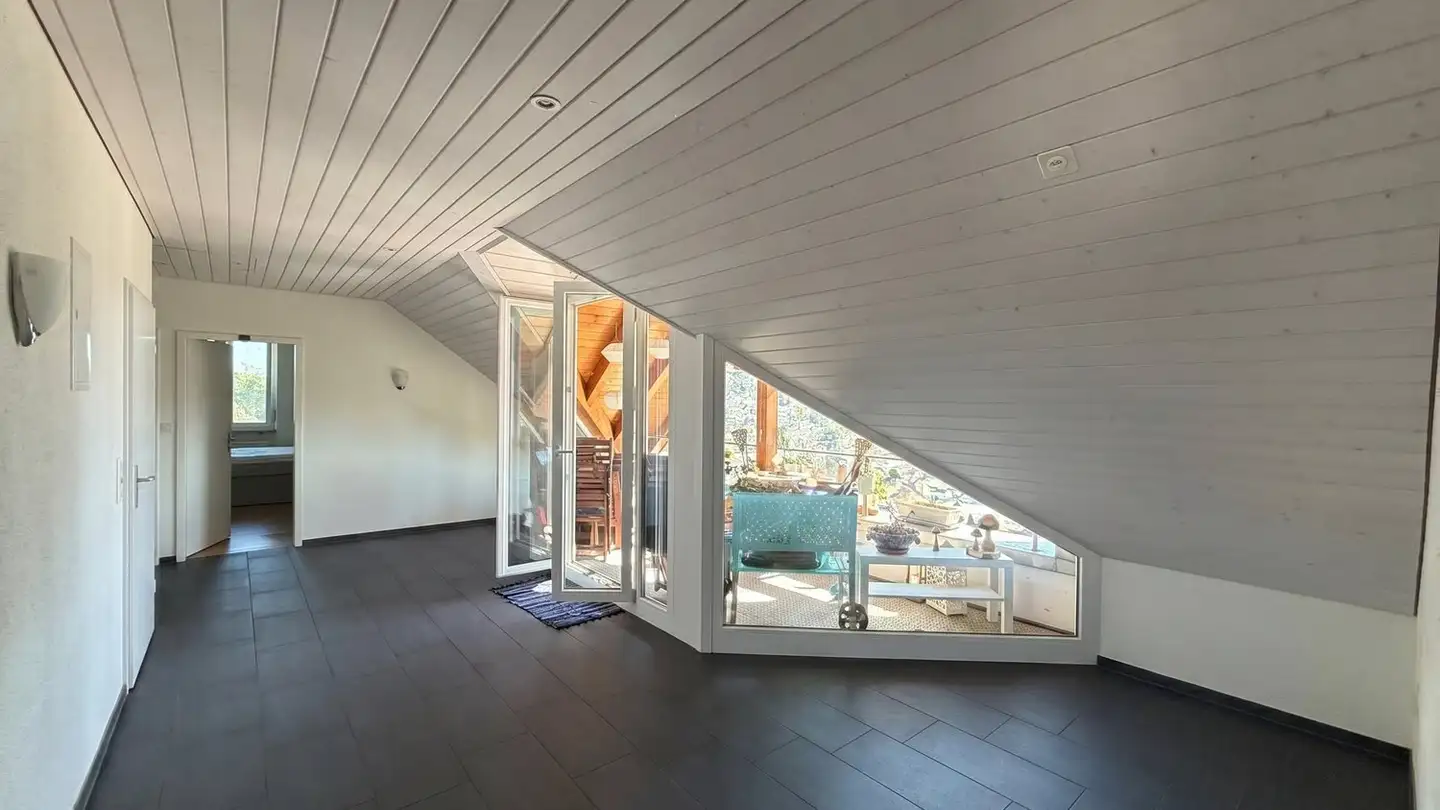 Attic flat for rent - Eggstrasse 16, 4402 Frenkendorf - Photo 3