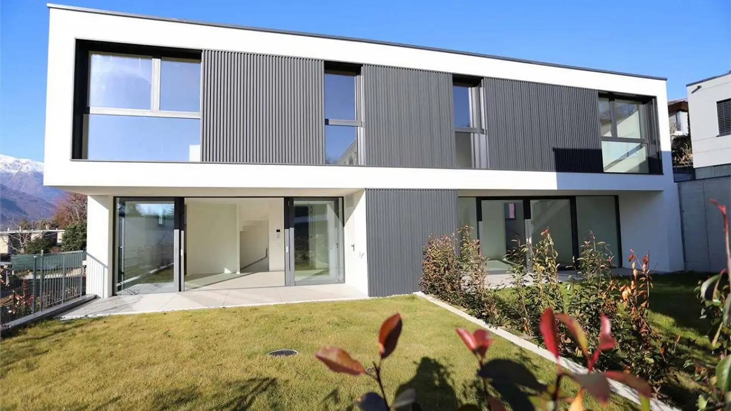 Villa in vendita - 6814 Cadempino