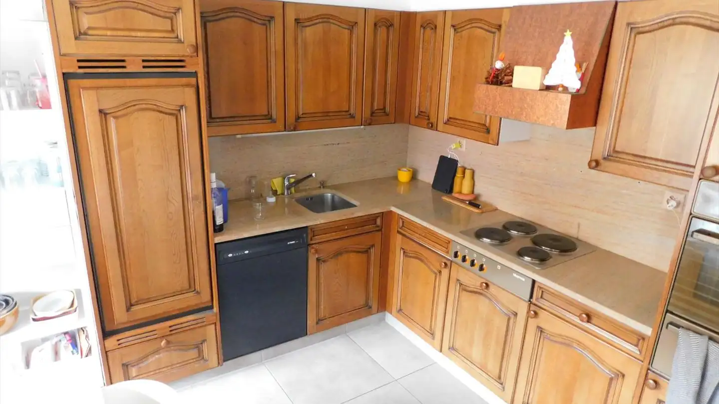 Semi-detached house for sale - 1907 Saxon - Photo 3