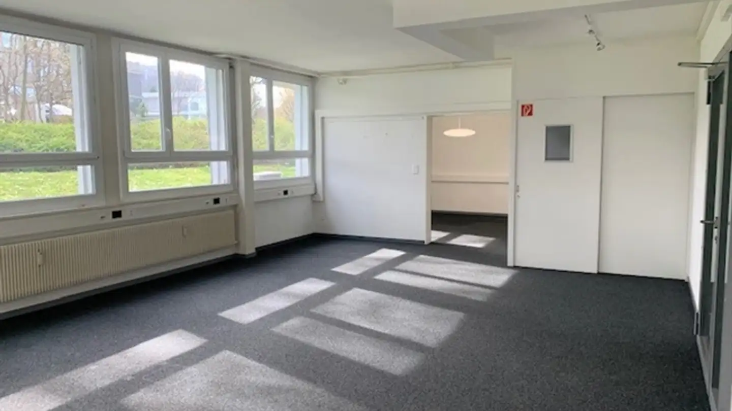 Office space for rent - Bottmingerstrasse 62, 4104 Oberwil BL - Photo 2