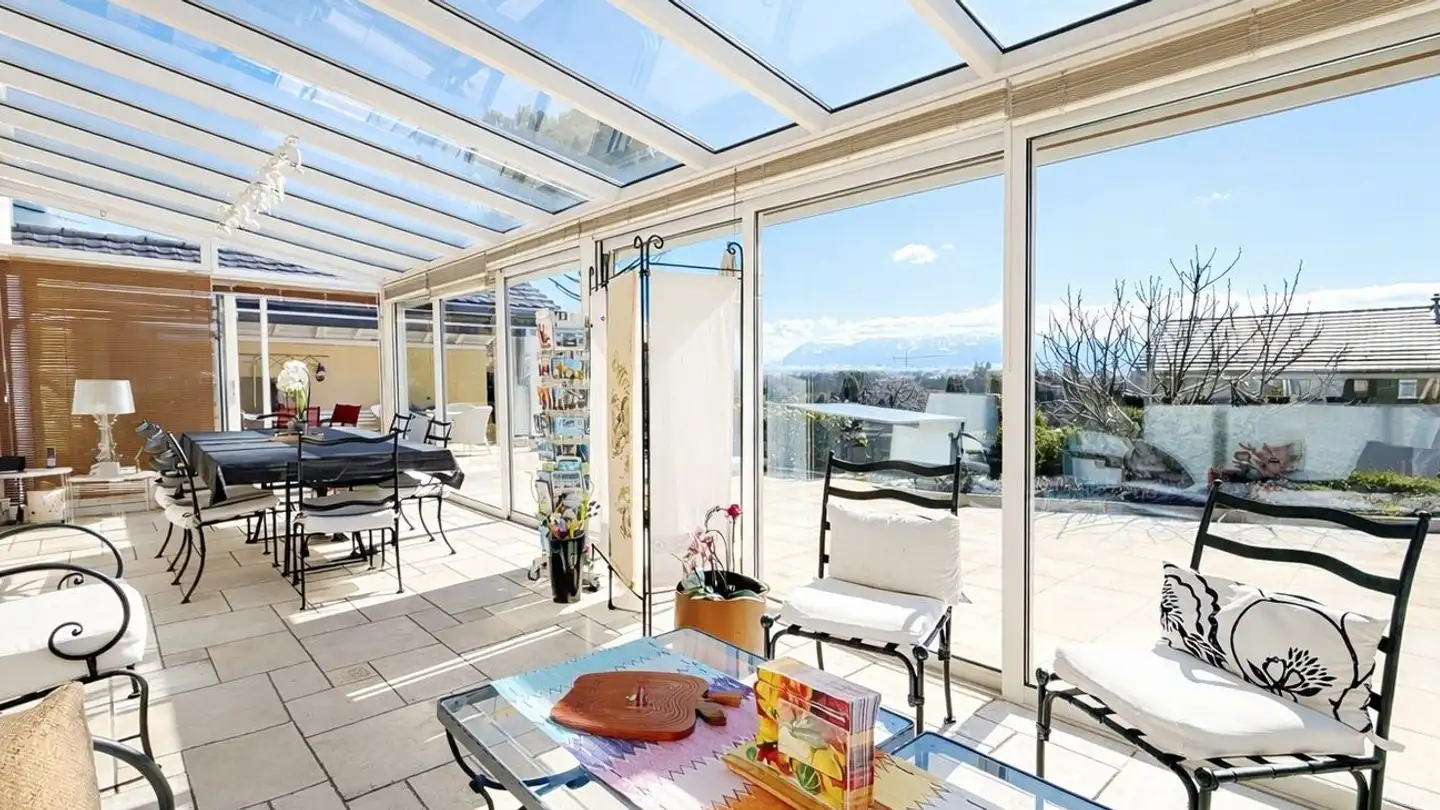 Single house for sale - 1027 Lonay