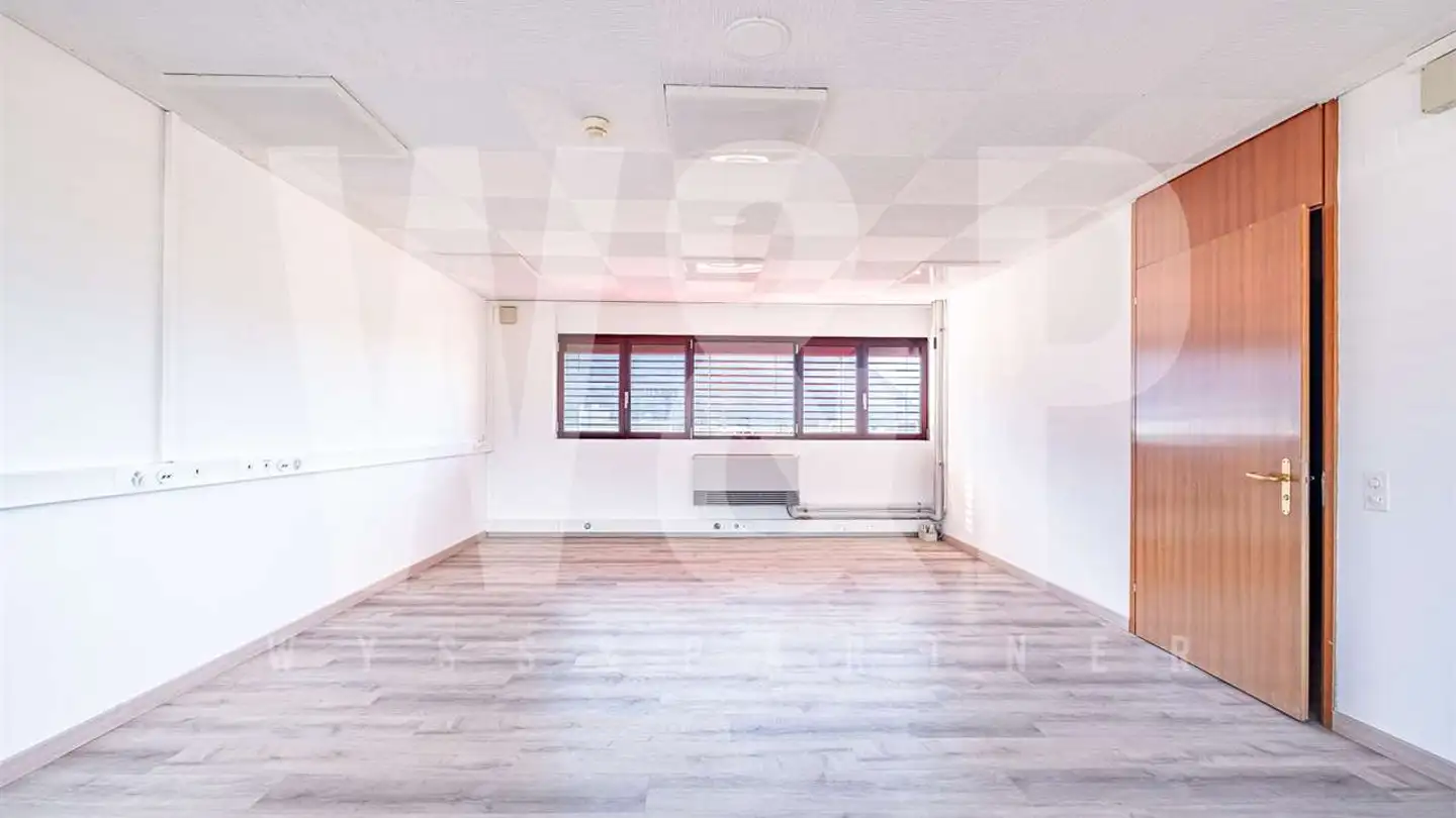 Bürofläche mieten - In Tirada 34, 6528 Camorino - Foto 3