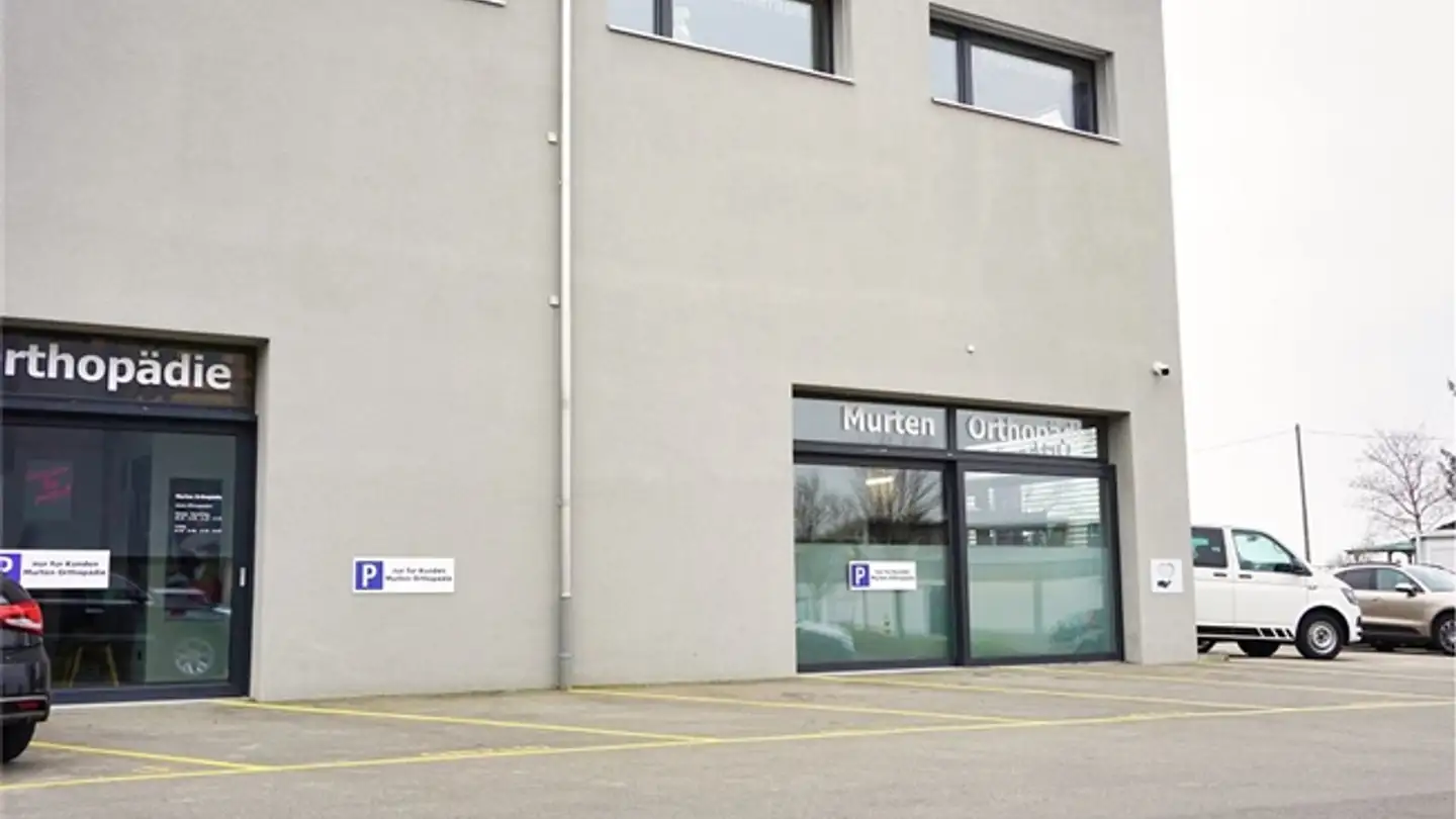 Commercial for rent - 3280 Murten