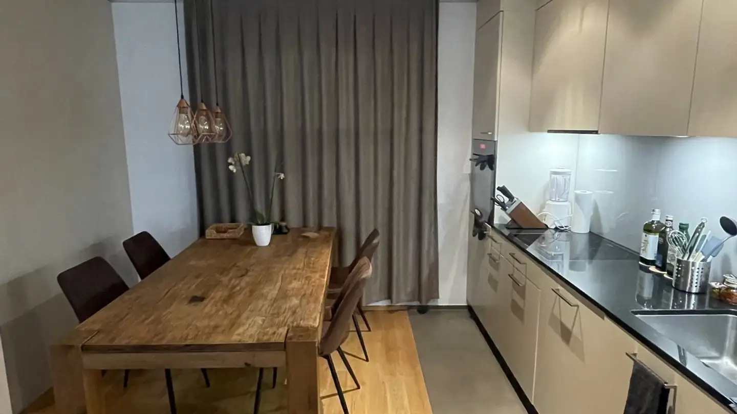 Appartement à louer - Badenerstrasse 565b, 8048 Zürich