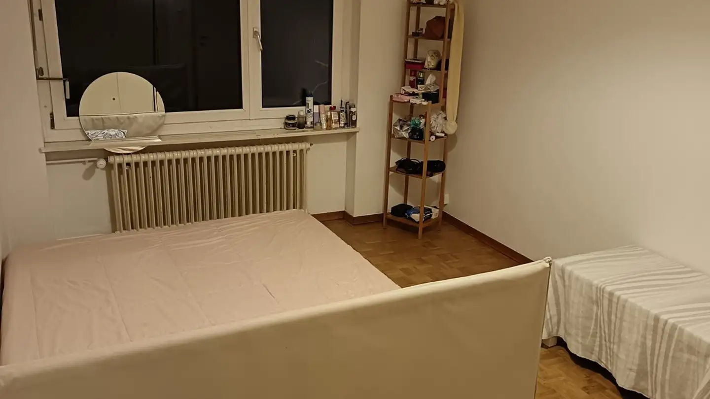 Chambre à louer - Bombachhalde 28, 8049 Zürich