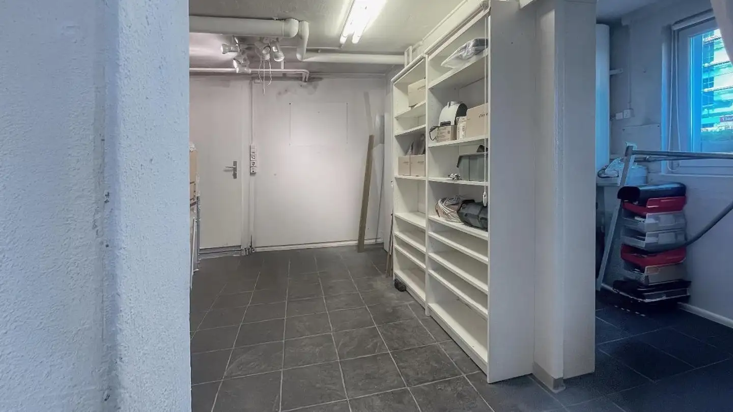 Commercial for rent - Dübendorfstrasse 314, 8051 Zürich - Photo 2