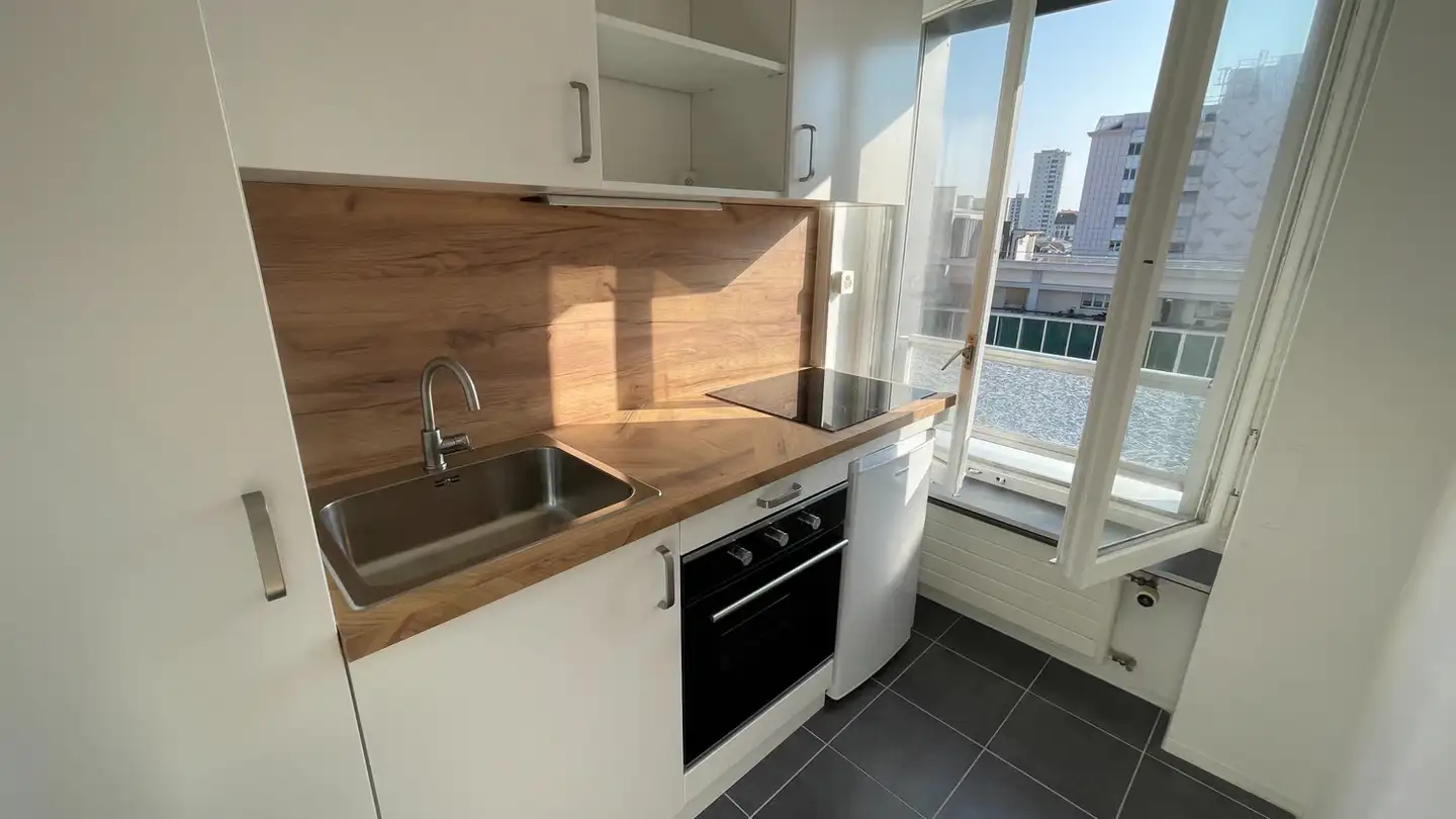 Apartment for rent - Avenue Léopold-Robert 13, 2300 La Chaux-de-Fonds