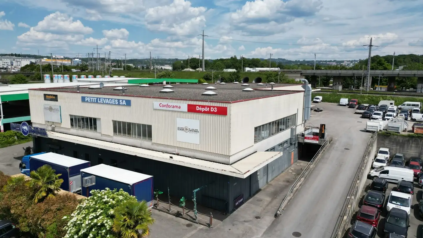 Commercial for rent - Route De Reculan 1, 1024 Ecublens VD