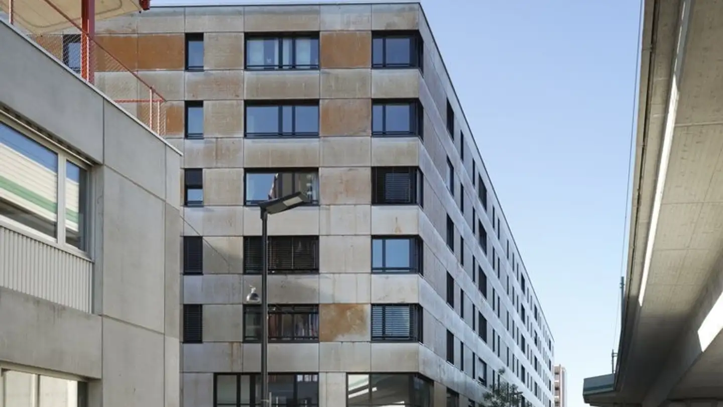 Commercial à louer - Am Wasser 2, 8600 Dübendorf