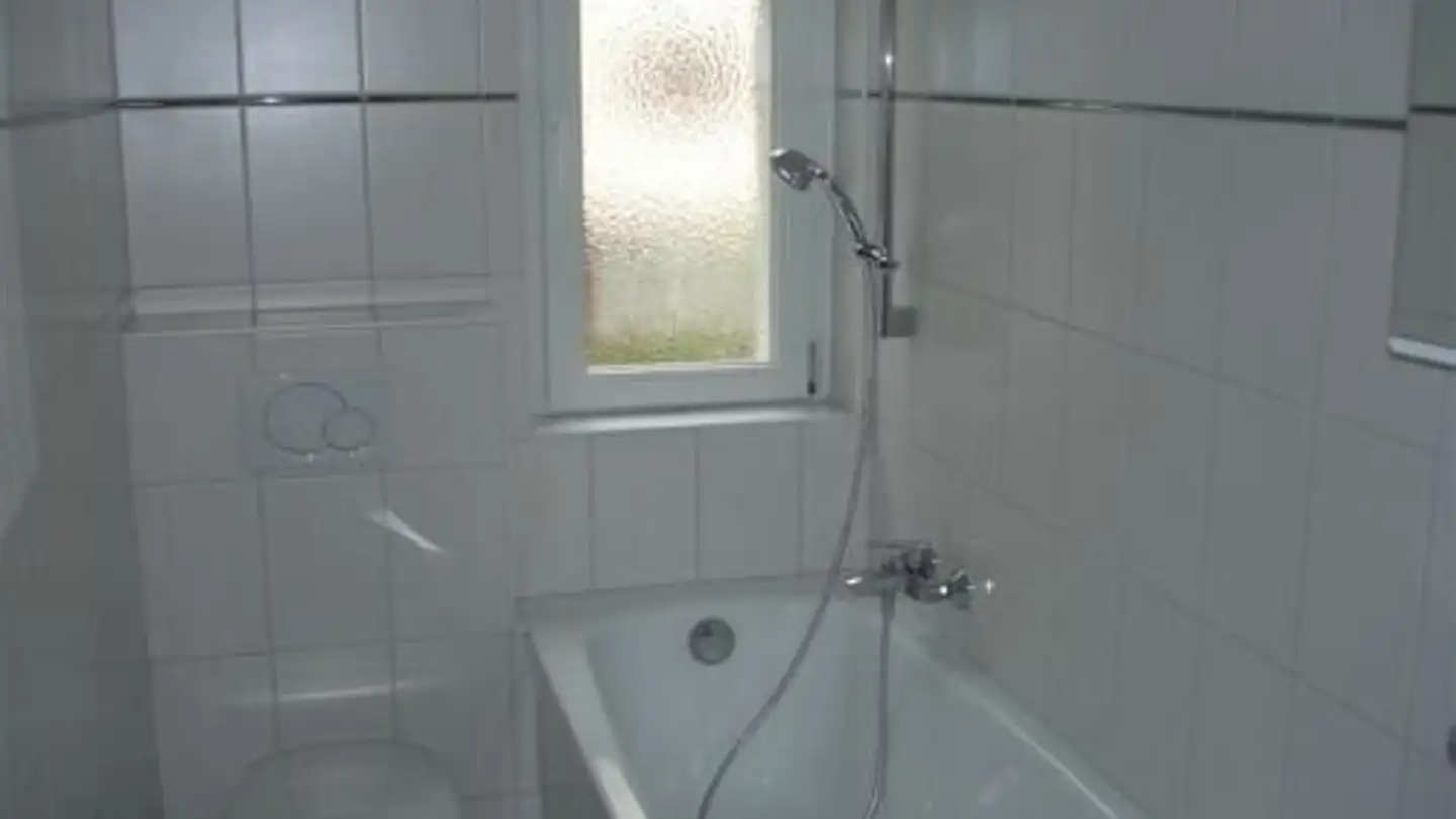 Wohnung mieten - Therwilerstrasse 11, 4142 Münchenstein - Foto 4