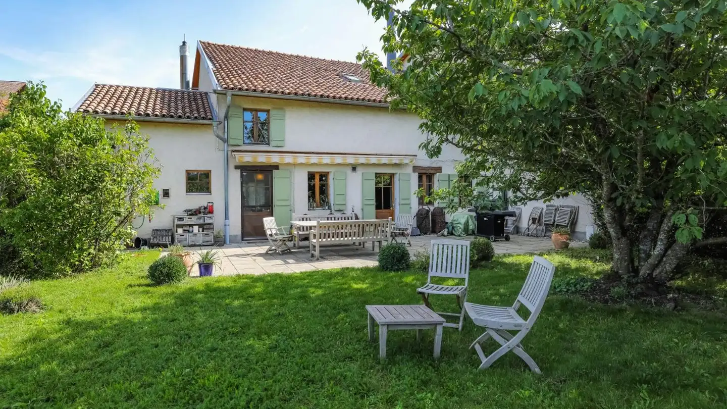 Single house for sale - 1254 Jussy