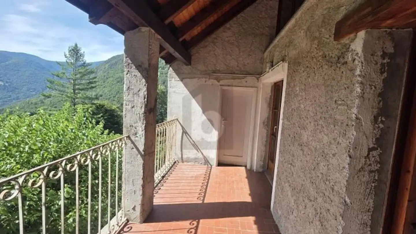 Single house for sale - 6661 Auressio - Photo 2