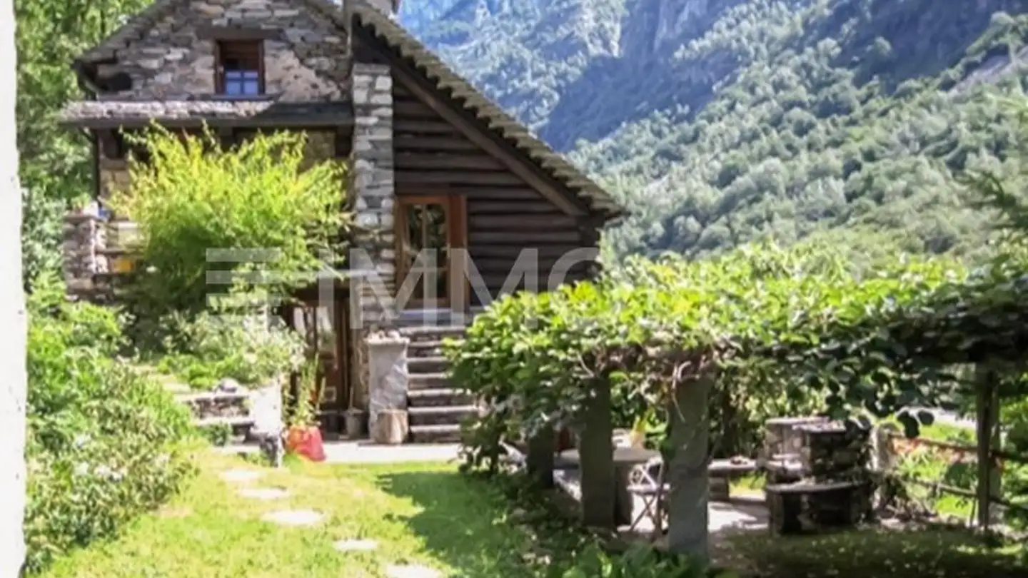 Chalet à vendre - Menzonio, 6692 Menzonio - Photo 2