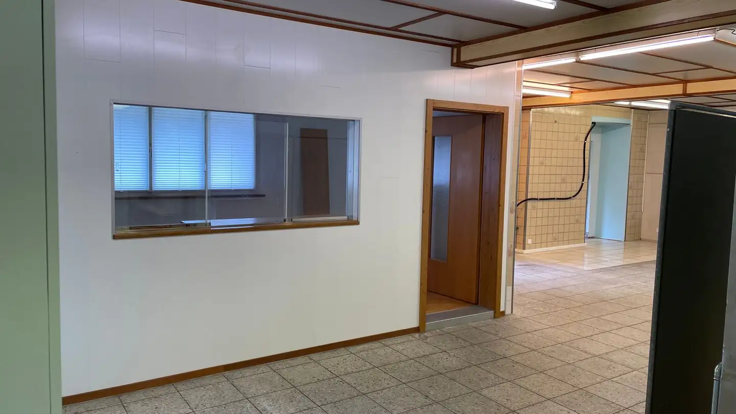 Commercial à louer - Schützengasse 1, 6460 Altdorf UR