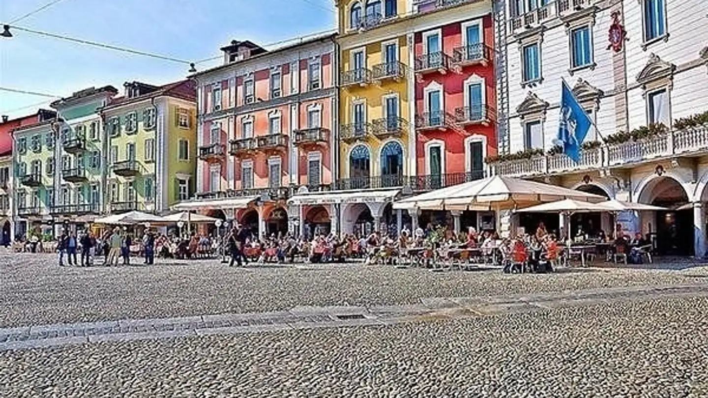 Outdoor parking space for rent - Via Trevani 1, 6600 Locarno