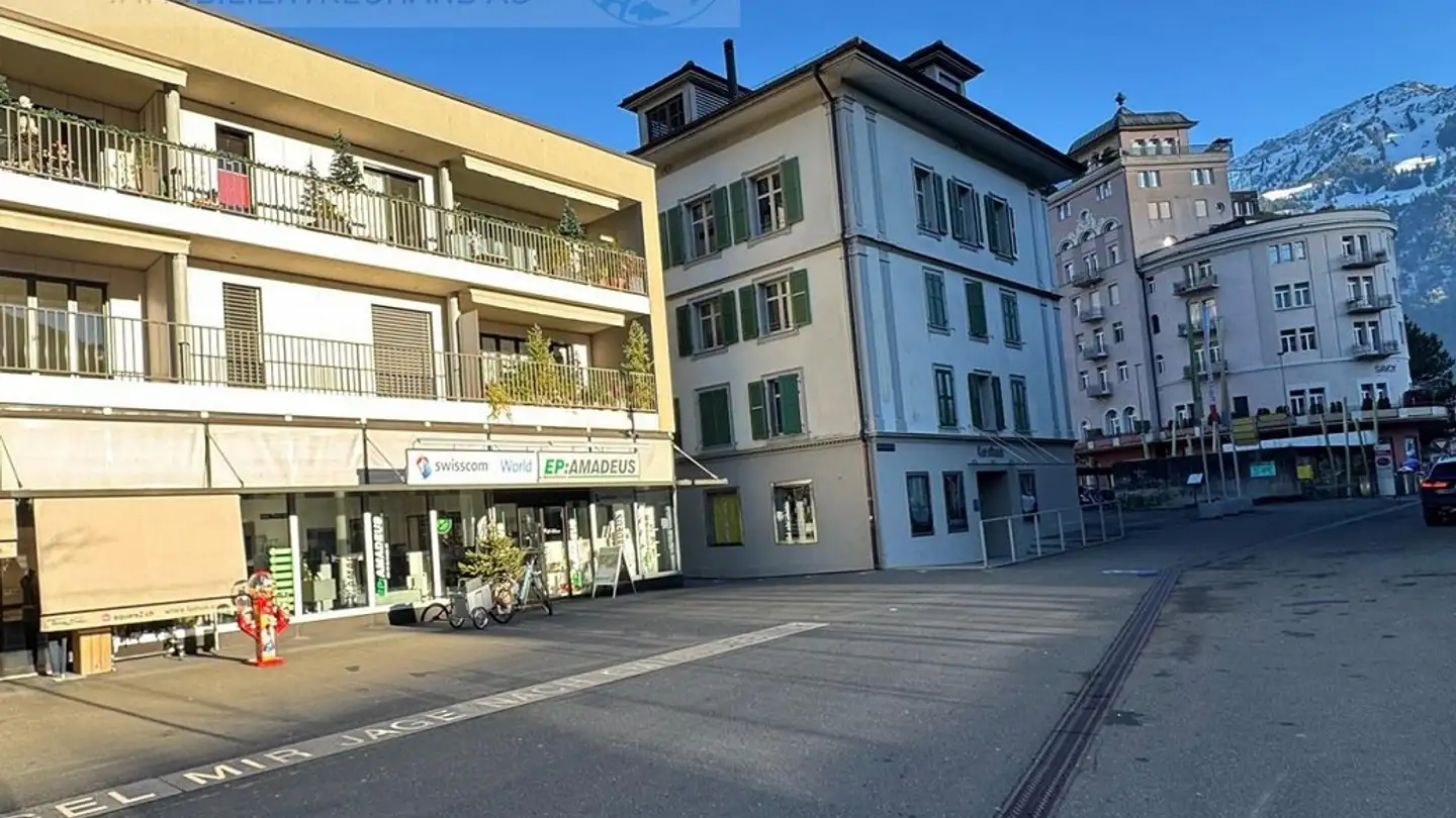 Place de parking extérieure à louer - Jungfraustrasse 53, 3800 Interlaken