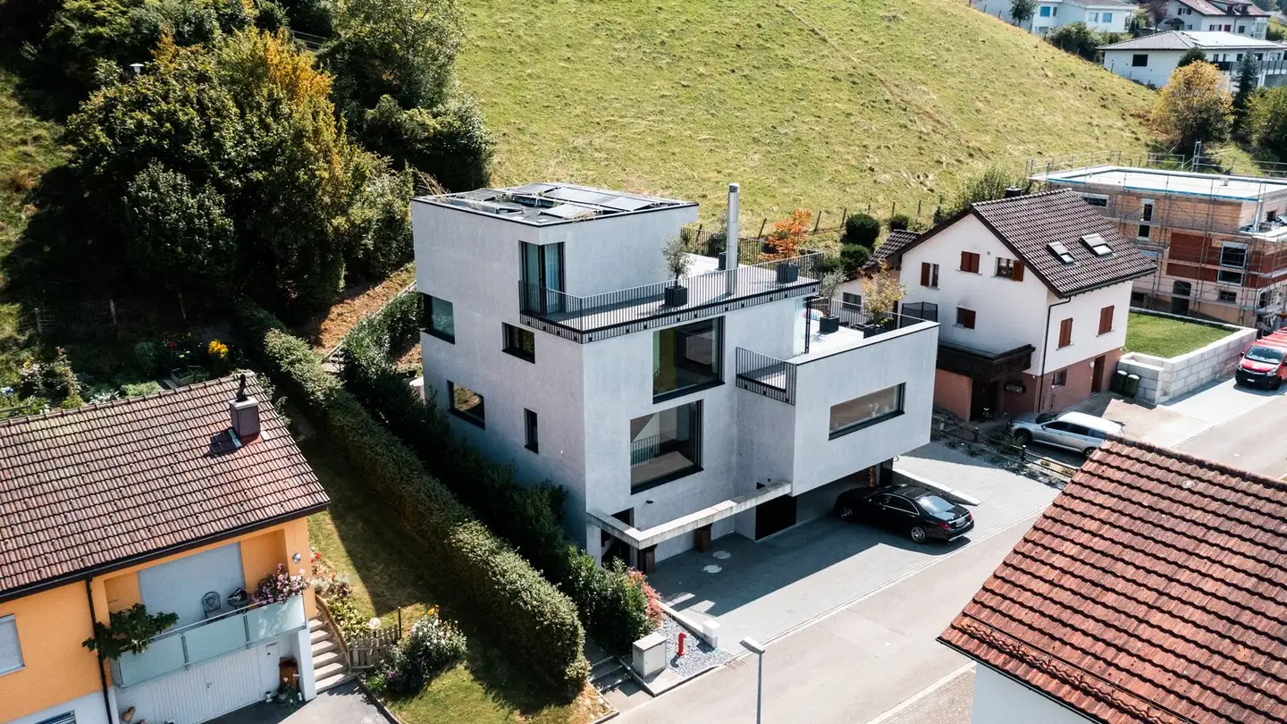 Casa singola in vendita - Chaletweg, 4852 Rothrist