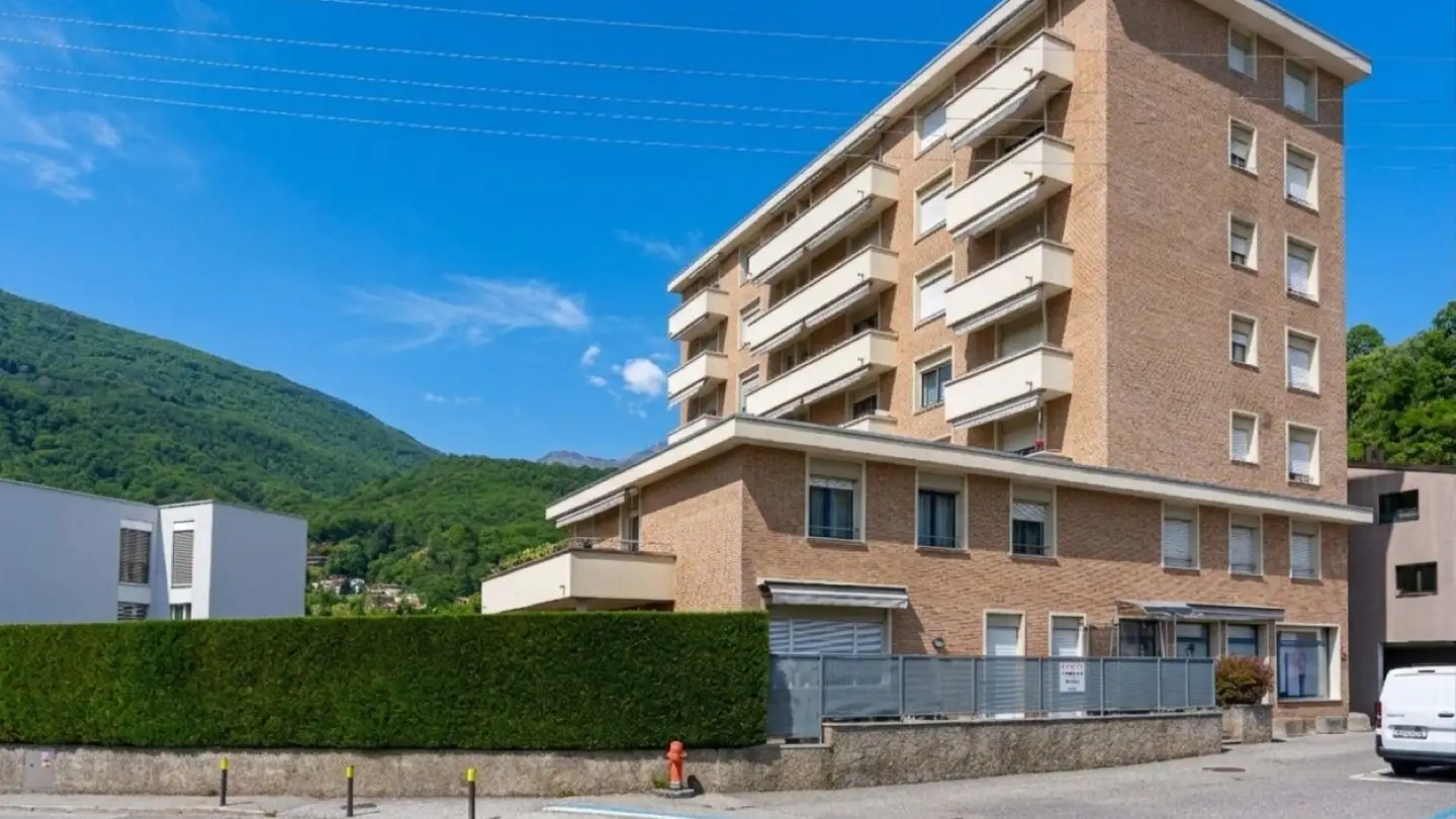Appartamento in affitto - Piazza Di Ton 2, 6807 Taverne
